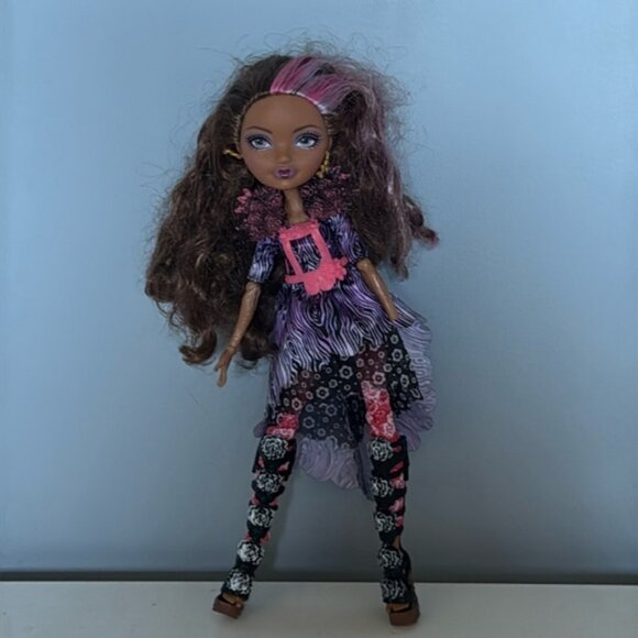 Ever After High Cedar Wood Spring Unsprung - Picture 1 of 7